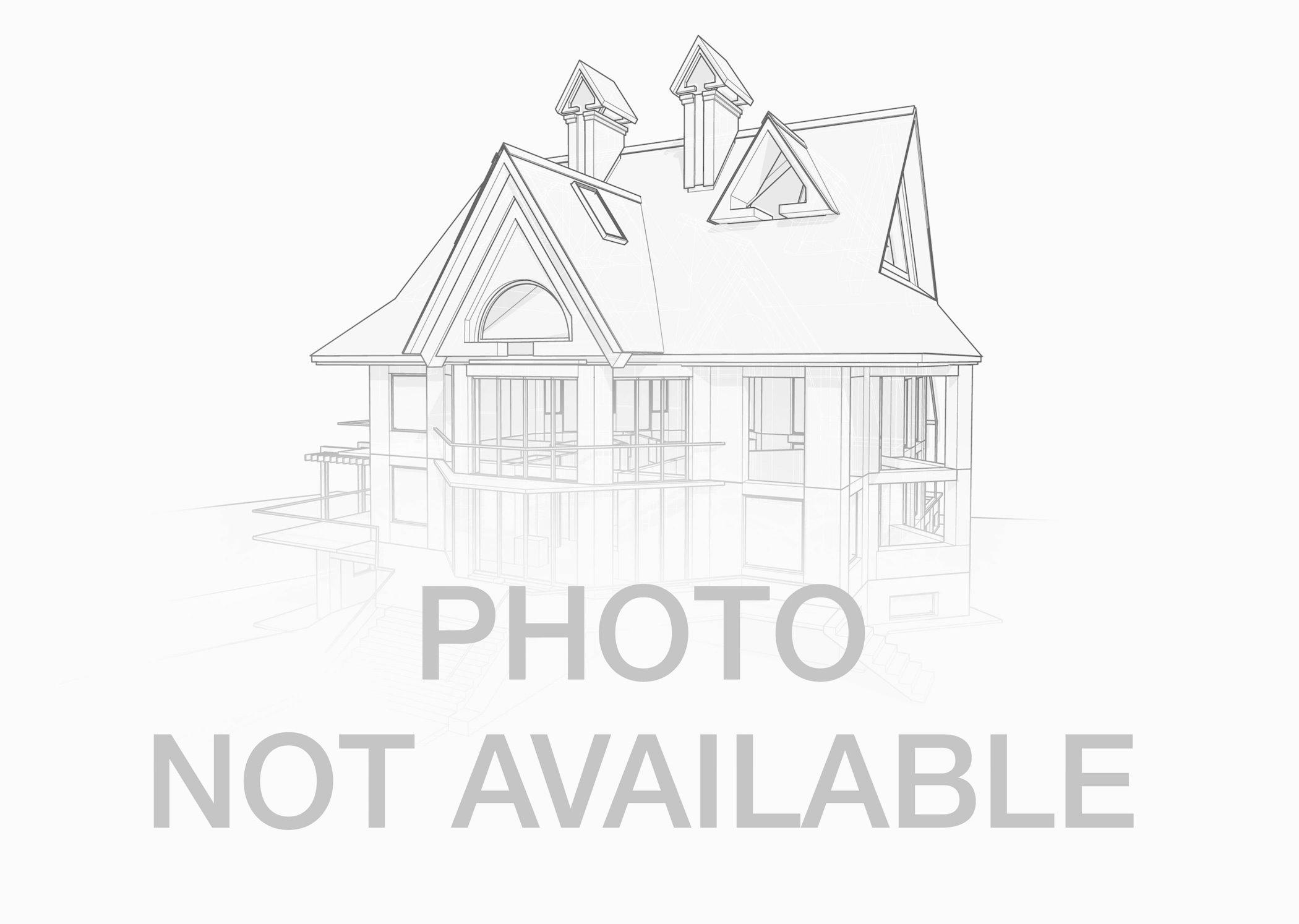 1261 Arbor Drive 